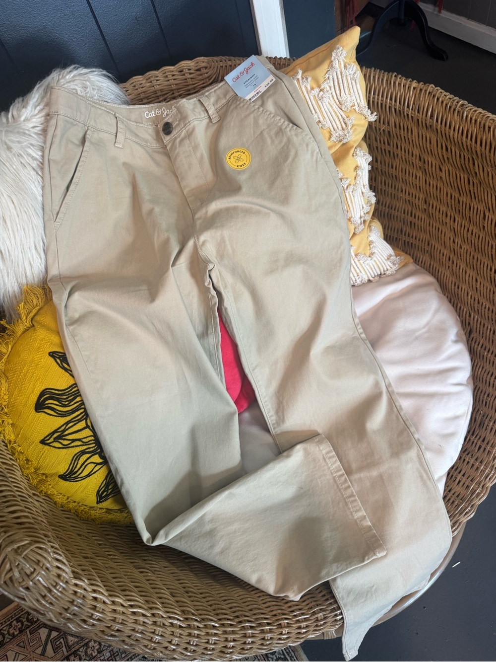 Cat & Jack stretch khaki pants. Adjustable waist. Reinforced knee!